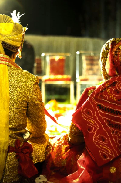 তোমায় আমায় মিলে