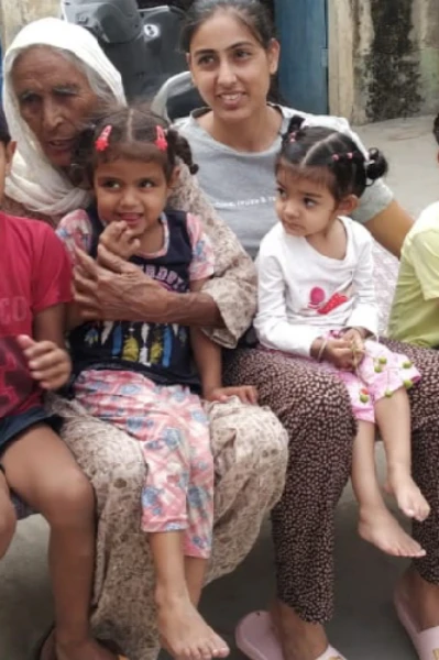 ਬਚਪਨ ਦਾ ਪਿਆਰ