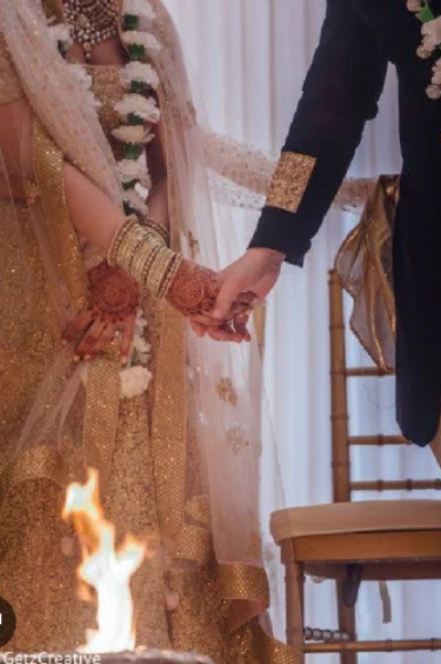 ಋಣಾನುಬಂಧ ರೂಪೇಣ 1