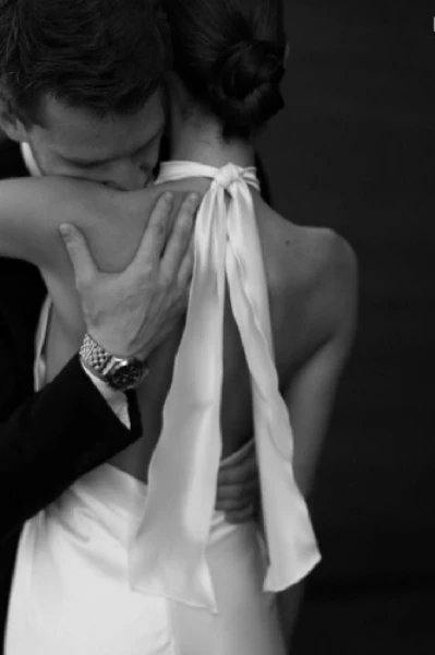 Shattered but Yours💗[COMPLETED]