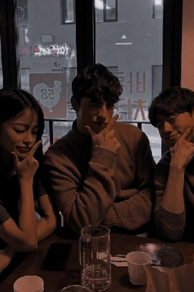 Triangle love story 🩷