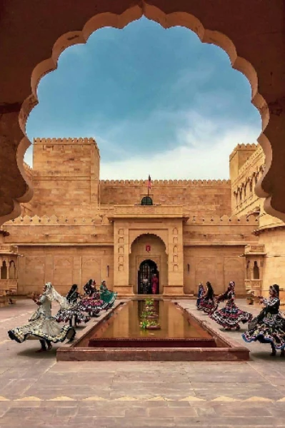 অভিশপ্ত মহল