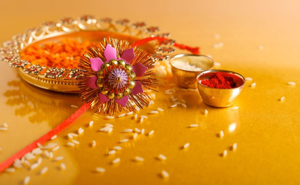 রাখী পূর্ণিমা বা রক্ষাবন্ধন: একটি ঐতিহাসিক ও ধর্মীয় পর্যালোচনা