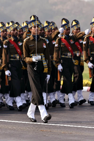 तेरी मिट्टी में मिल जावां