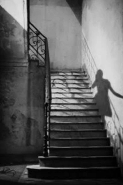 ରହସ୍ୟର ଘେରରେ