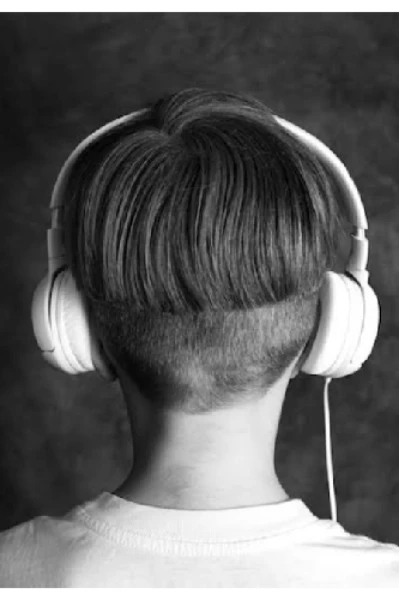 हेडफोन के साथ दोस्ती  (बाल कहानियां)