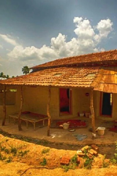 মাটির বাড়ি