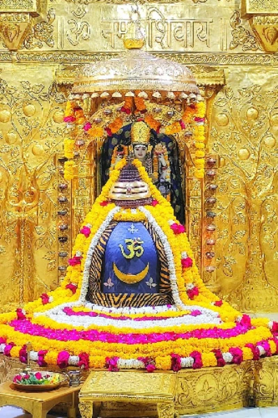 మన భారత దేశపుక్షేత్రాలు ( సోమనాథ్ )