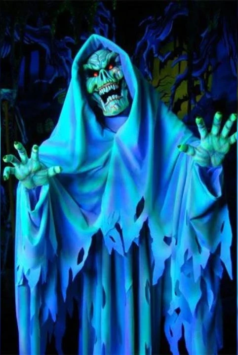 betaj-- (A king without crown)