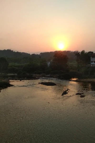 ನಾವ್ಯಾರು?!