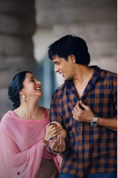 কী আশায় বাঁধি খেলাঘর!