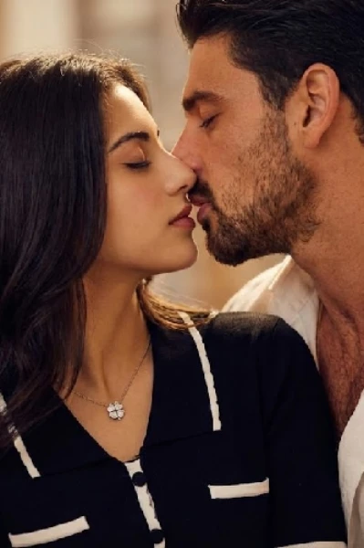 💘 ക്രഷ് 💘 
A hidden love