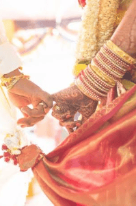 உன்  கைகள் கோர்த்து