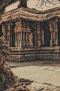 ఆ పాతకోటలో ....!!!