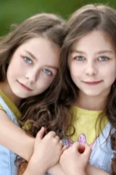 இரட்டை பிறவிகள்