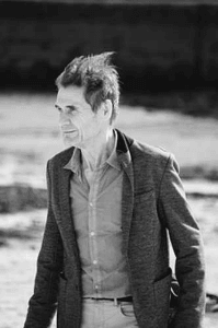 चरित्रहीन या चरित्र वान