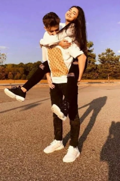 Half - girlfriend .......