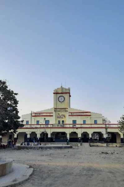 प्रवास वर्णन  भाग १