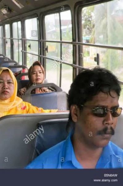 आदमी होने का मतलब
(धारावाहिक उपन्यास)
