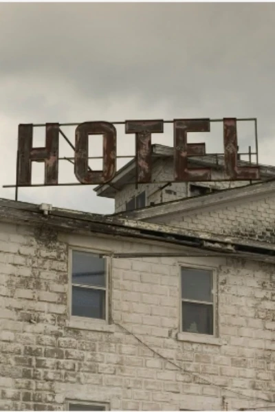 THE MYSTERIOUS HOTEL