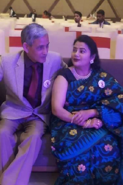 "नवजात" (live)