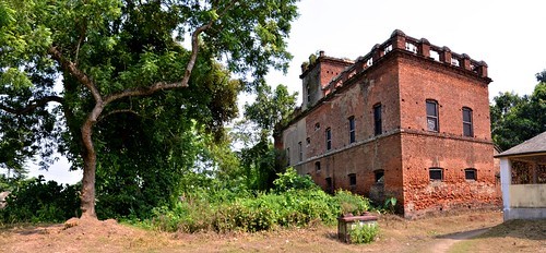 ভালোমানুষির আড়ালে