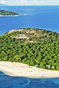 રહસ્યમયી ટાપુ