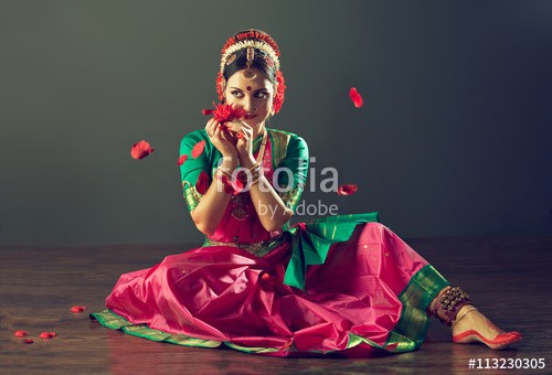 மறைந்து விடாதே மாயா