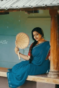 ஒப்பனை முகங்கள் !!