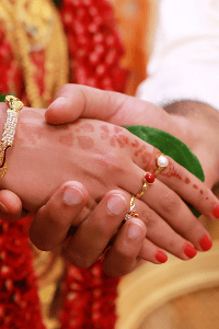 தி(இ)ரும(ண)னம்