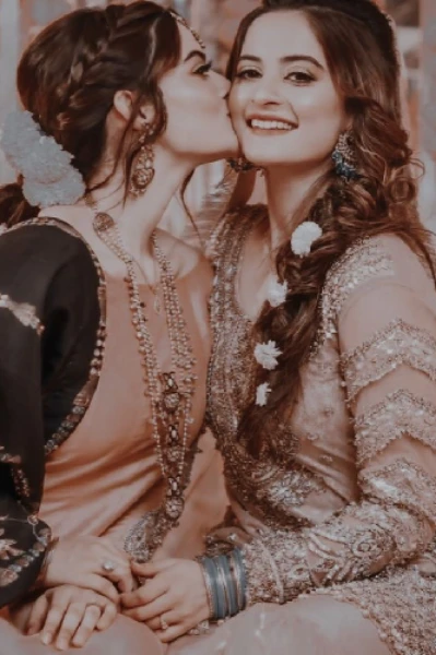 👰‍♀️ఇద్దరం 👩‍❤️‍💋‍👩ఒకటైనప్పటికి 👰