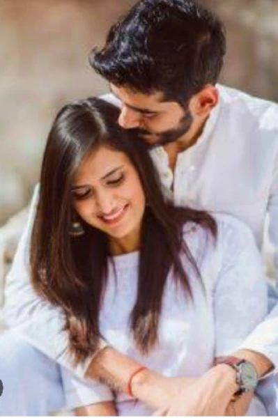 సంఘర్షణ 
              ---ఇద్దరి మనుషుల మద్య కాదు రెండు మనసుల మద్య........