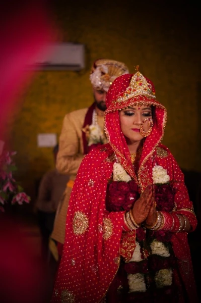 "दुल्हन हूँ मैं तेरी"    (कॉन्ट्रेक्ट विवाह)