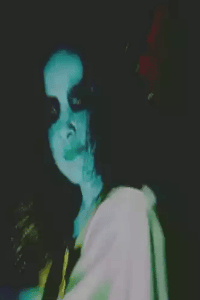 ಅವಳು..
