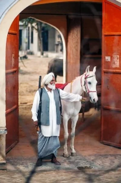 ਹਵੇਲੀ ਵਾਲੇ ਸਰਦਾਰ.. ਭਾਗ 1..  ਜੱਸੀ ਸ਼ੇਰਗਿੱਲ