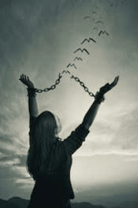 ಬಂಧ ಮುಕ್ತೆ